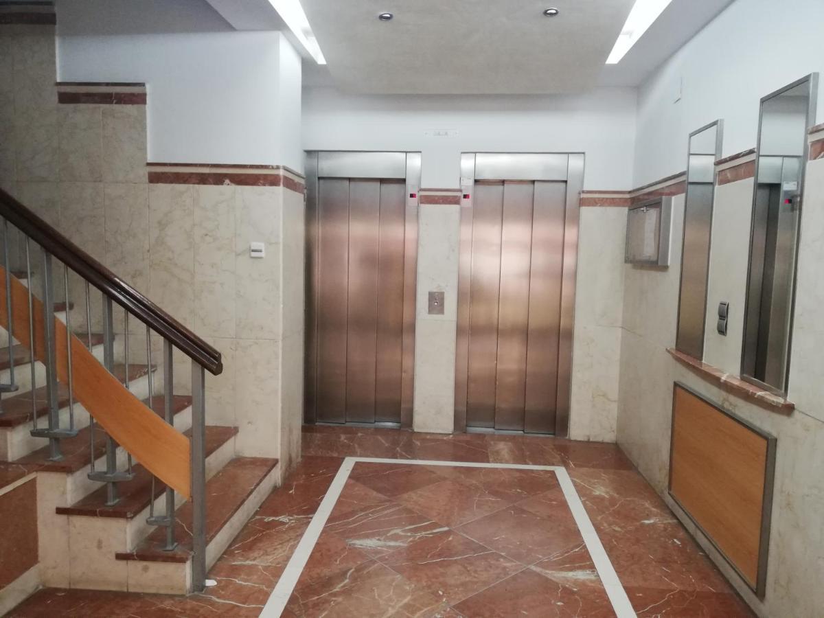 Апартаменти Apartamento Con Encanto 'Larios Studio' Малага Екстер'єр фото